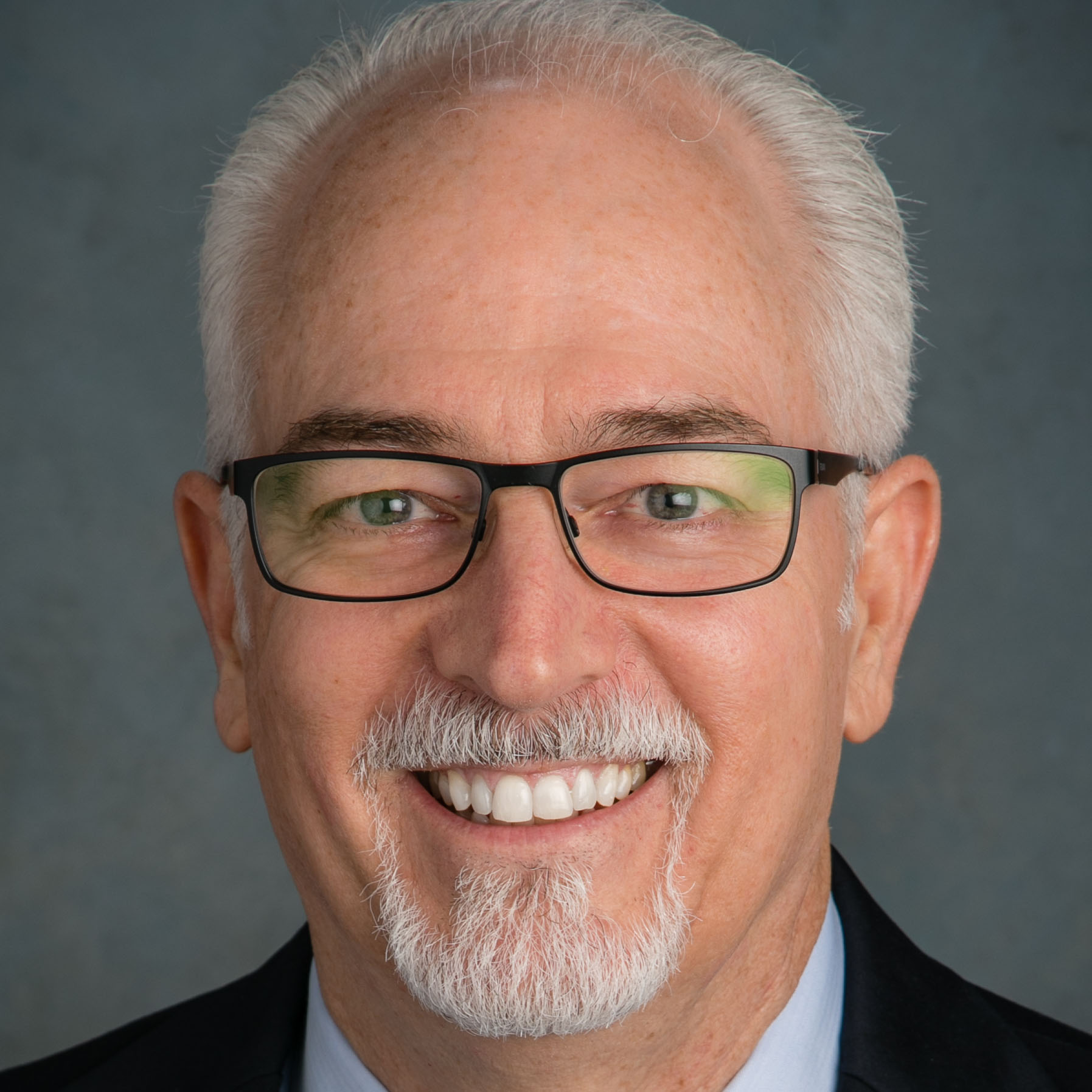 HardinMike 2021 - headshot HardinMike 2021 - headshot